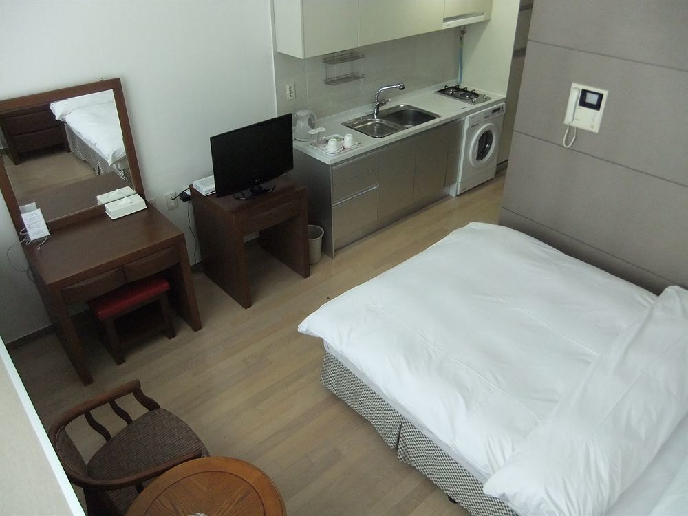 Residence & U Goyang Exterior photo